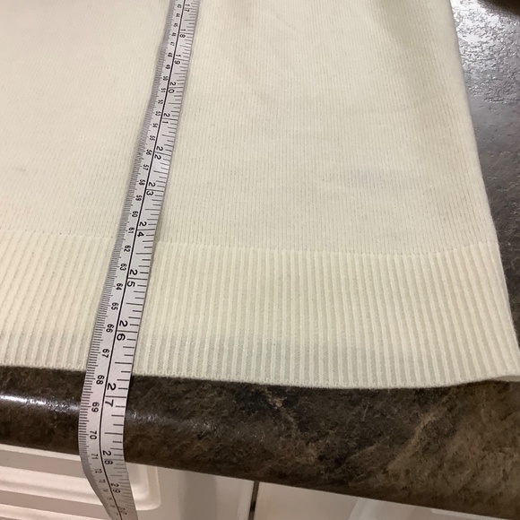 Joe Fresh XL Ivory Sweater LIKE NEW - Picture 7 of 10